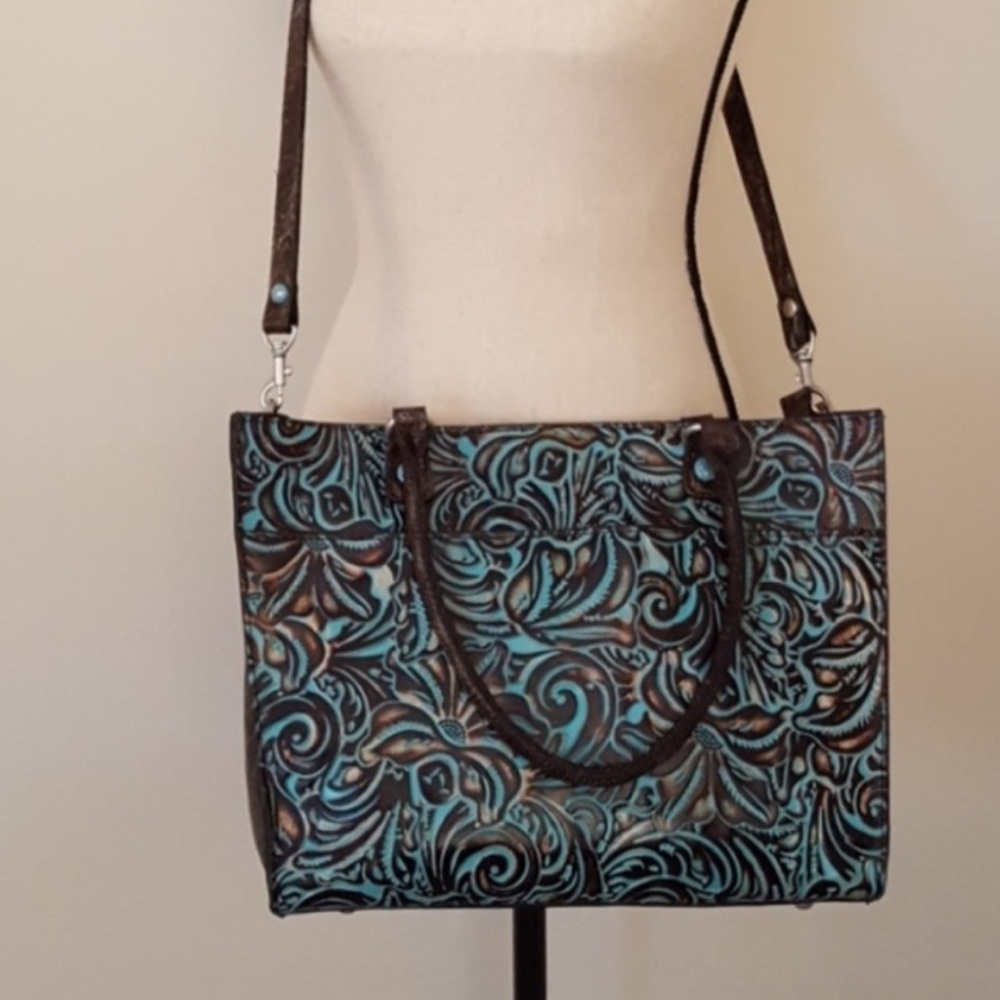 ✨Turquoise Tooled Navelli Tote✨ - Picture 5 of 7